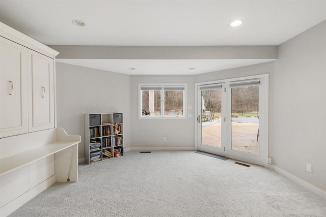 10292 Skyview Drive, Kalamazoo, MI 49009