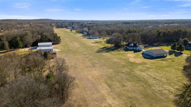 10292 Skyview Drive, Kalamazoo, MI 49009