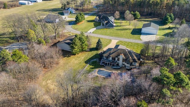 10292 Skyview Drive, Kalamazoo, MI 49009