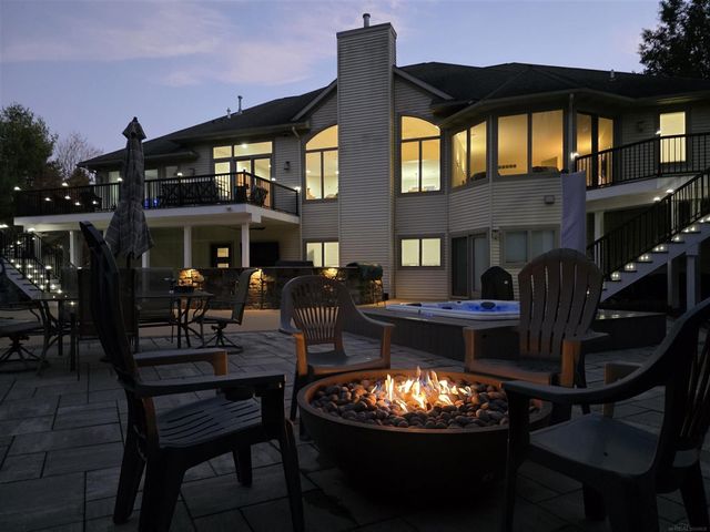 10292 Skyview Drive, Kalamazoo, MI 49009