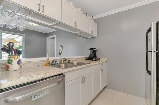 3802 59TH AVENUE W 4113, Bradenton, FL 34210