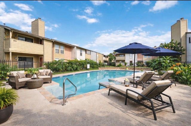 15534 Zabolio Drive 248, Houston, TX 77598