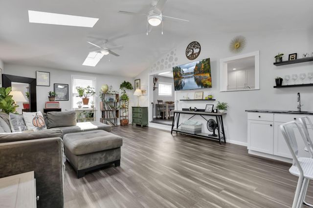 932 Mcclain Road, Columbus, OH 43212