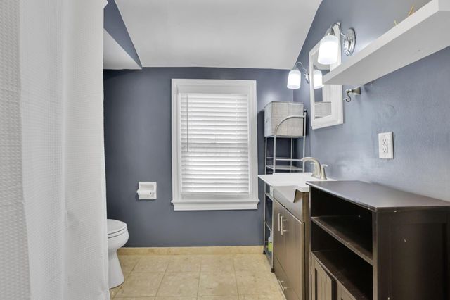 932 Mcclain Road, Columbus, OH 43212