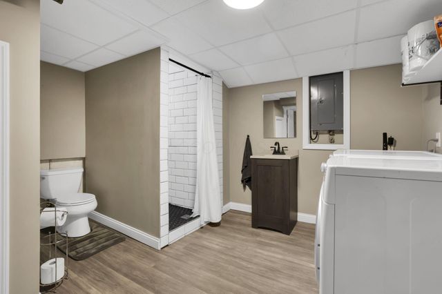 932 Mcclain Road, Columbus, OH 43212