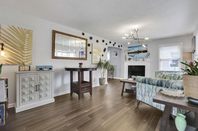 932 Mcclain Road, Columbus, OH 43212
