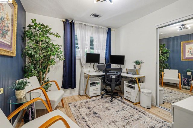 936 Santa Cruz Dr, Pleasant Hill, CA 94523