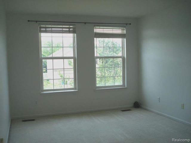 1798 Shepherds Drive, Troy, MI 48084