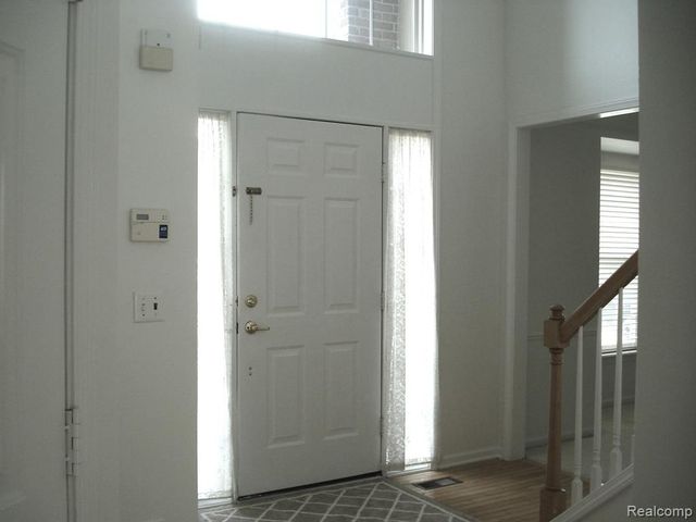 1798 Shepherds Drive, Troy, MI 48084