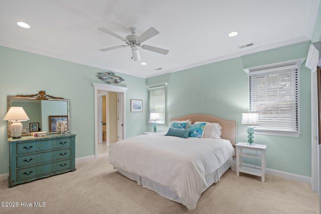 7802 Beachcomber Court, Wilmington, NC 28411