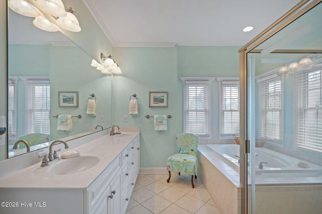 7802 Beachcomber Court, Wilmington, NC 28411