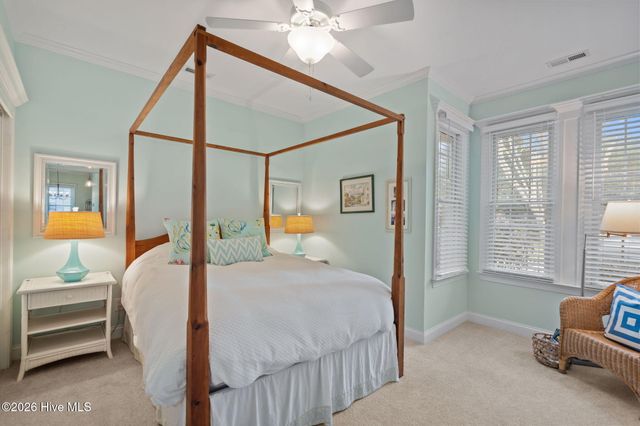 7802 Beachcomber Court, Wilmington, NC 28411