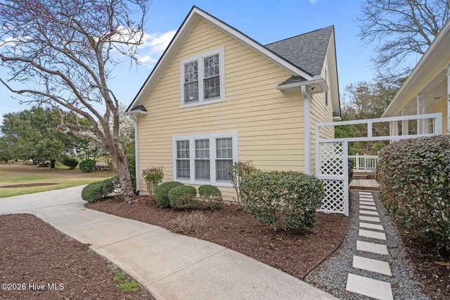 7802 Beachcomber Court, Wilmington, NC 28411