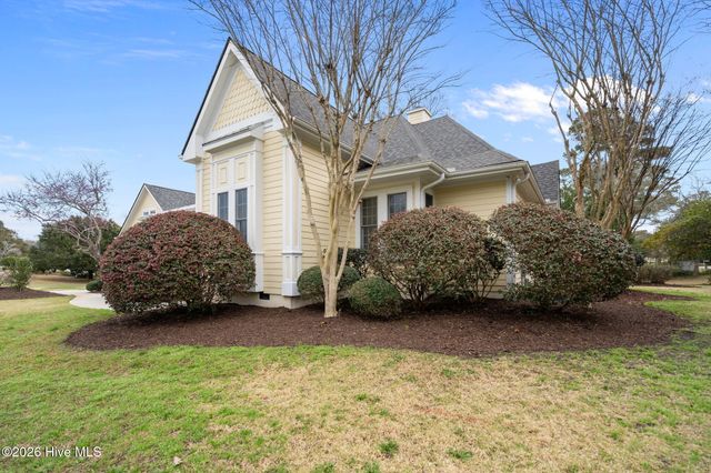 7802 Beachcomber Court, Wilmington, NC 28411