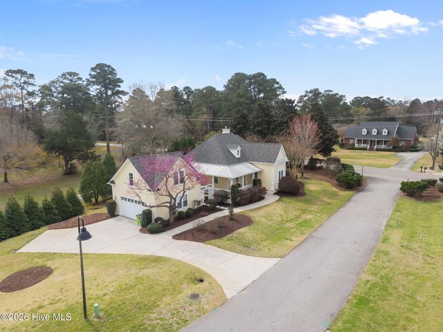 7802 Beachcomber Court, Wilmington, NC 28411