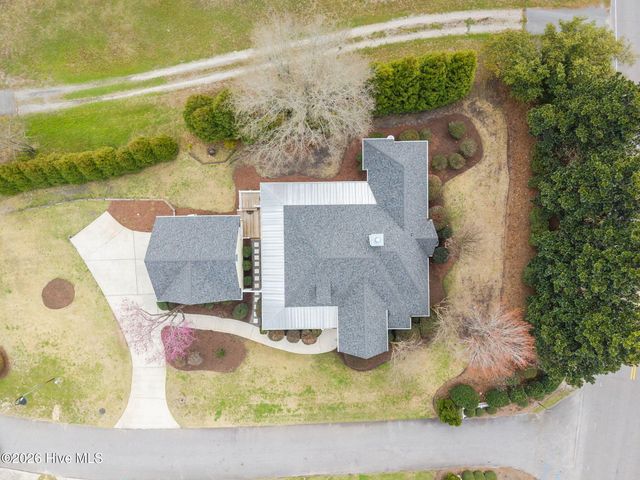 7802 Beachcomber Court, Wilmington, NC 28411