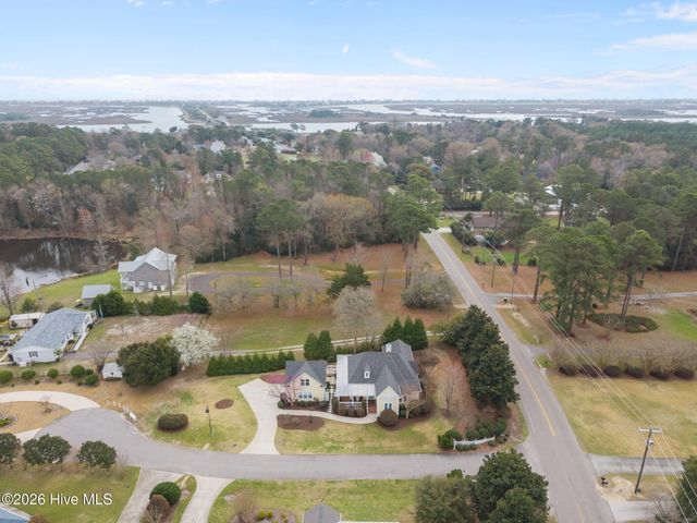 7802 Beachcomber Court, Wilmington, NC 28411