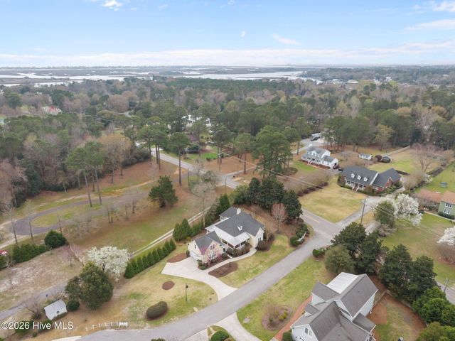 7802 Beachcomber Court, Wilmington, NC 28411