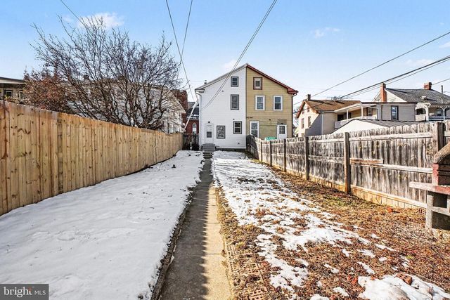 138 S 5TH AVE, Lebanon, PA 17042