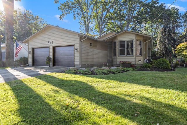 541 Mason Street, Saugatuck, MI 49453