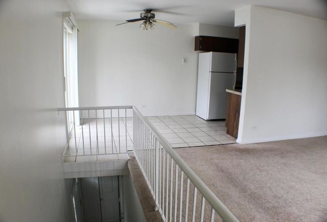 872 Cambridge Place 126D, Wheeling, IL 60090