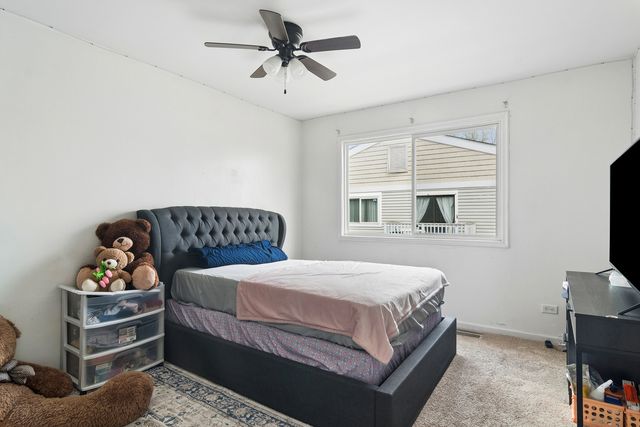 872 Cambridge Place 126D, Wheeling, IL 60090