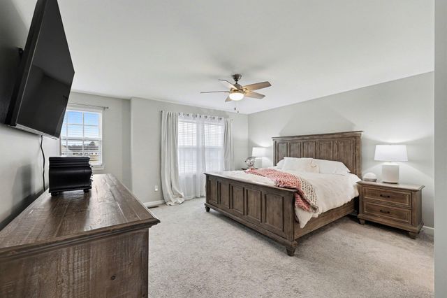 48736 Carnegie Way, Macomb Twp, MI 48042