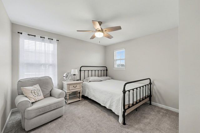 48736 Carnegie Way, Macomb Twp, MI 48042