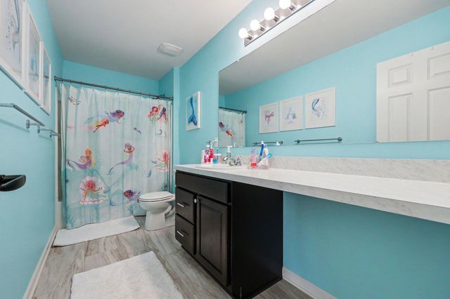 48736 Carnegie Way, Macomb Twp, MI 48042