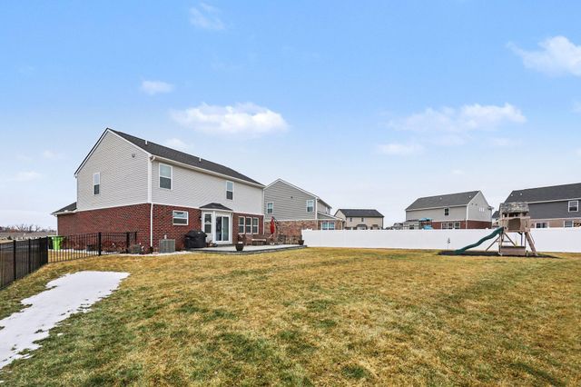 48736 Carnegie Way, Macomb Twp, MI 48042