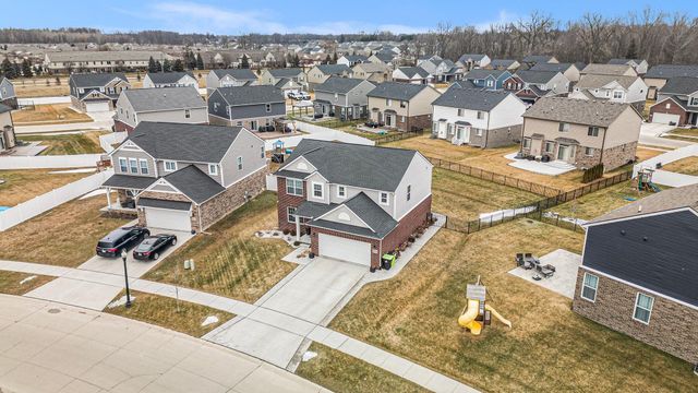 48736 Carnegie Way, Macomb Twp, MI 48042
