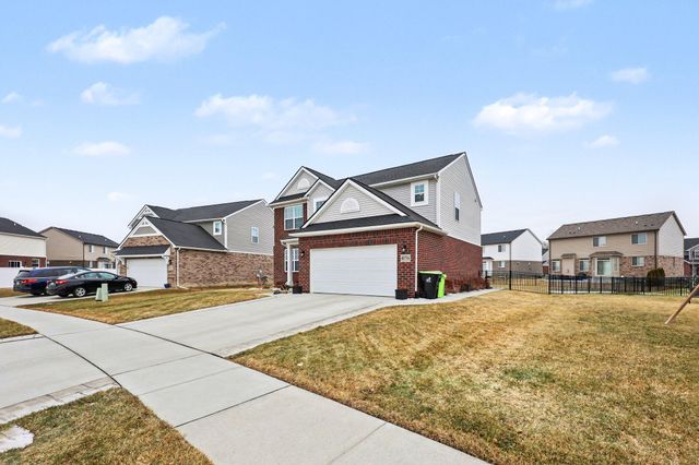 48736 Carnegie Way, Macomb Twp, MI 48042