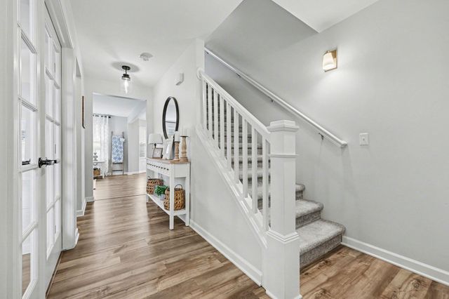 48736 Carnegie Way, Macomb Twp, MI 48042