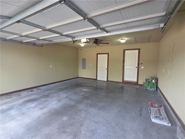 2410 S 11th Place, Rogers, AR 72758