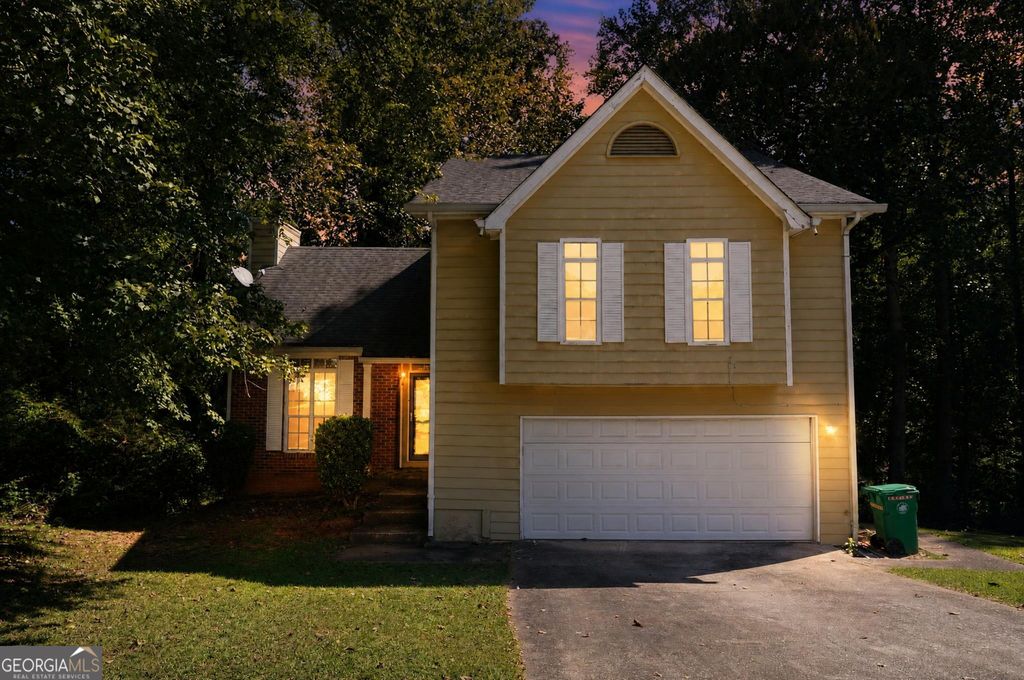 1207 Tyne Way, Stone Mountain, GA 30088 — photo 2