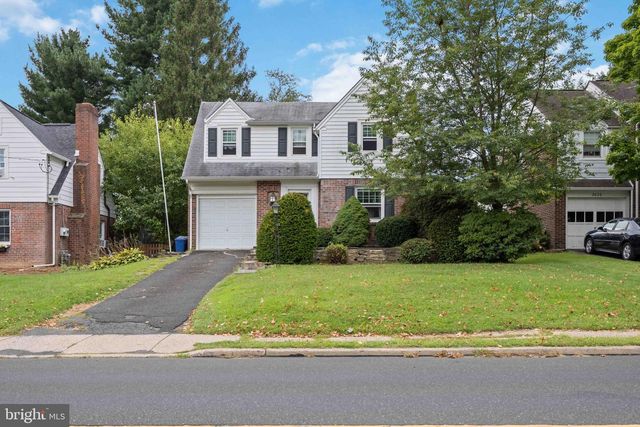 2016 MORELAND RD, Abington, PA 19001