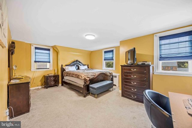 2016 MORELAND RD, Abington, PA 19001