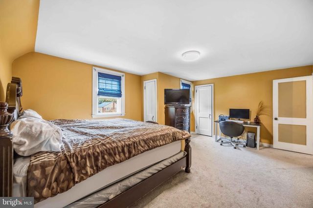 2016 MORELAND RD, Abington, PA 19001