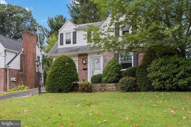 2016 MORELAND RD, Abington, PA 19001