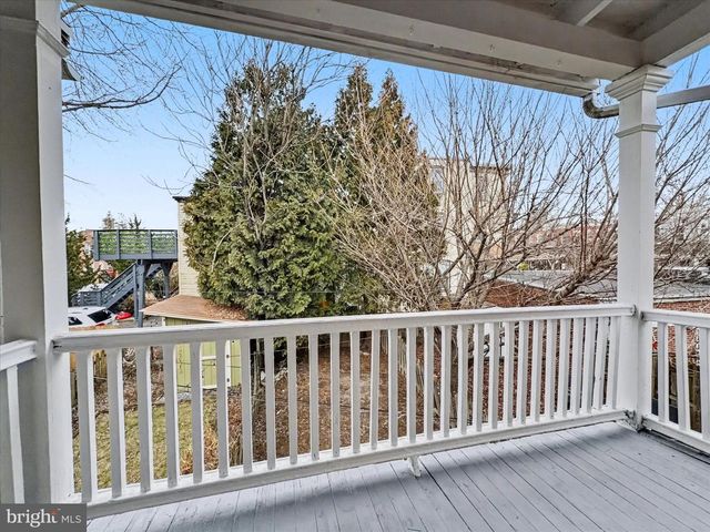 596 N PLUM ST, Lancaster, PA 17602