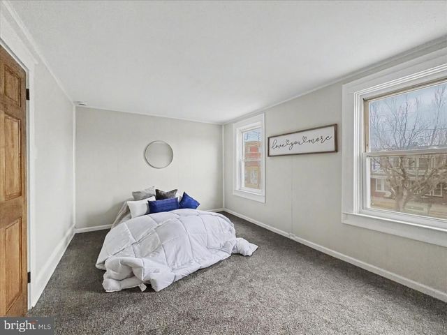 596 N PLUM ST, Lancaster, PA 17602