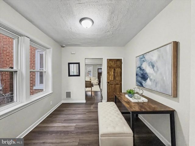 596 N PLUM ST, Lancaster, PA 17602