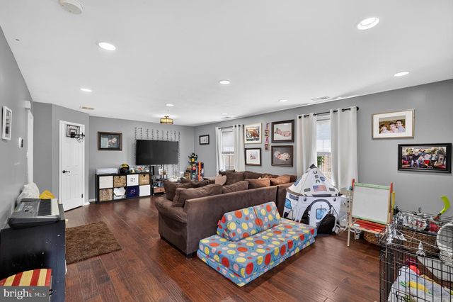 609 QUINCY CT, Glassboro, NJ 08028