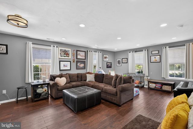 609 QUINCY CT, Glassboro, NJ 08028