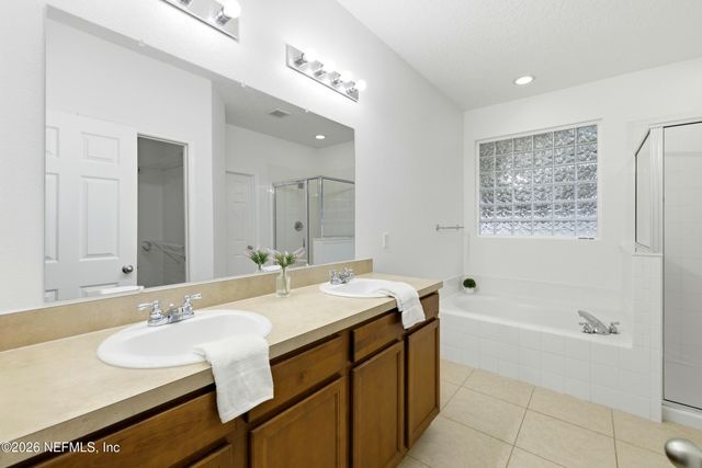 115 CRESTHAVEN Place, Jacksonville, FL 32259