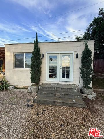 1274 West Boulevard, Los Angeles, CA 90019