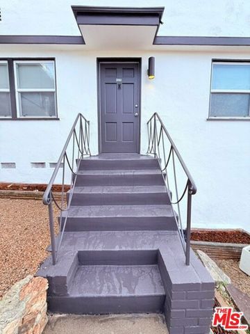 1274 West Boulevard, Los Angeles, CA 90019