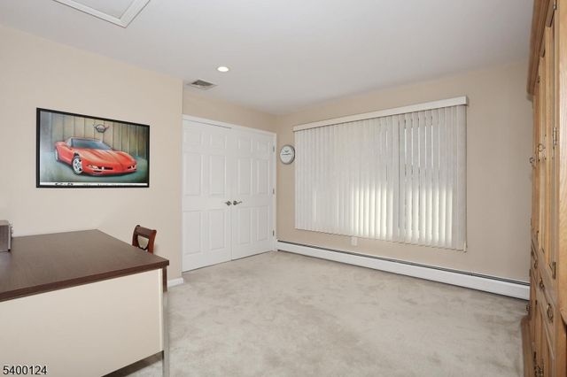 602 Mill Run, Paramus Boro, NJ 07652