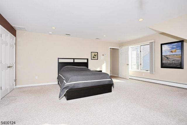 602 Mill Run, Paramus Boro, NJ 07652