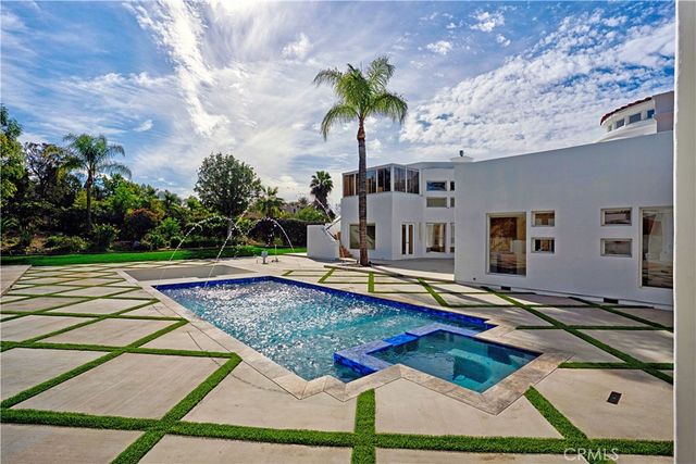 6910 SandTrack, Riverside, CA 92506